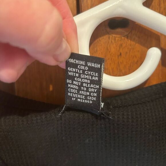 Justify t-shirt short sleeve size small - Picture 4 of 8